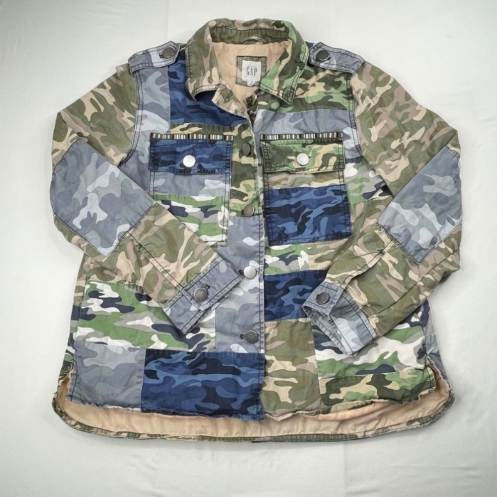 Gap Camo Patchwork Utility Jacket - image 1